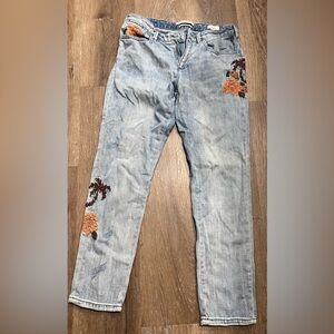 Light Wash Blue Embroidered Women’s Jeans